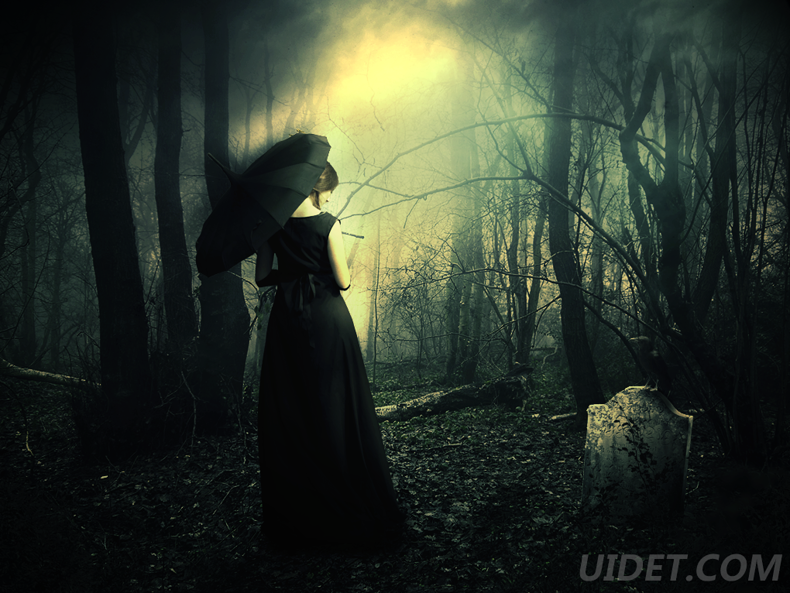 场景合成：合成在黑暗森林漫步的黑衣女人