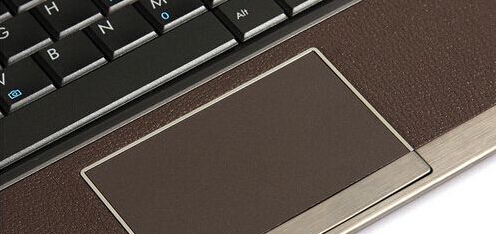如何将win8笔记本电脑的触摸板功能禁用掉？