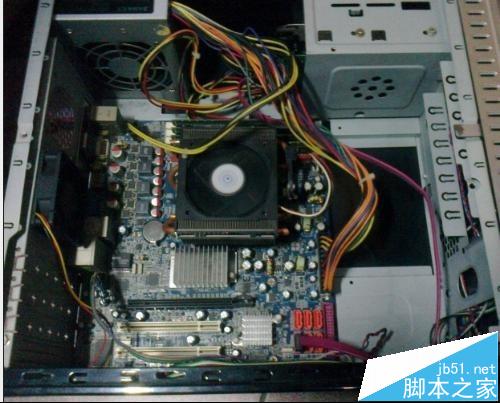 电脑CPU温度过高经常死机怎么办