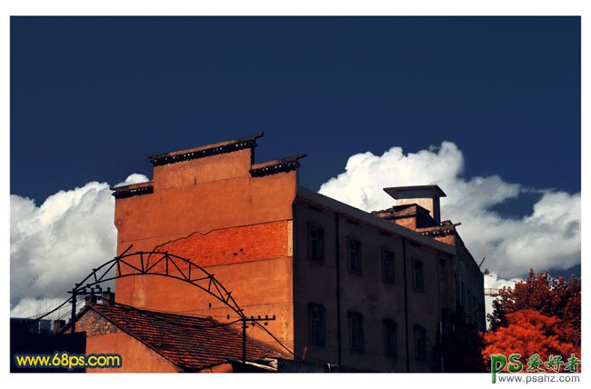 PS调色教程：给村庄里的建筑物图片调出强对比的暗调橙蓝色