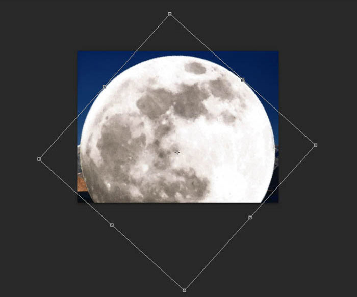 PS合成案例教程：用雪山加月亮素材图合成出超级大月亮自然场景。