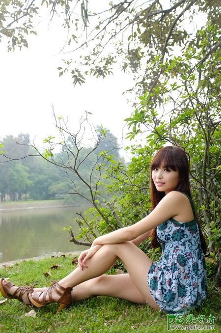 Photoshop给漂亮的90后小美女美腿玉照调出韩系粉红色效果