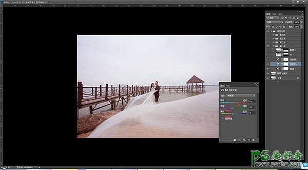 PS婚片摄影后期教程：给海边码头拍摄的婚纱照制作出夕阳云彩效果