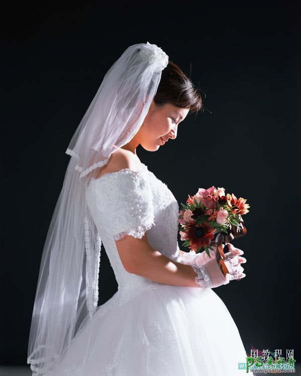 PS照片特效制作教程：制作梦幻朦胧效果的美女婚纱照