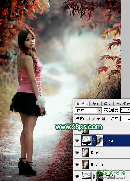 Photoshop给树林中自拍的美腿女孩生活照调出暗调秋季青红色