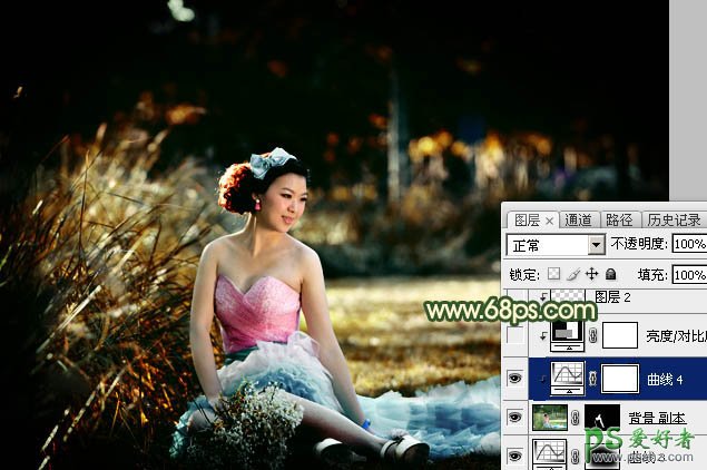 Photoshop给绿草地上的唯美女生婚纱照调出漂亮的高对比度秋景色