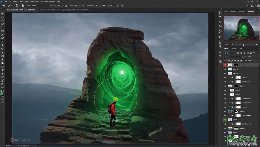 Photoshop创意合成走进神秘山洞的登山男子，走进时空山洞场景。