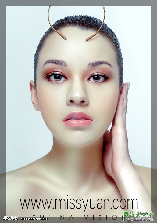 PS人物照片美容教程，通过调整MM皮肤颜色打造超白皮肤美女