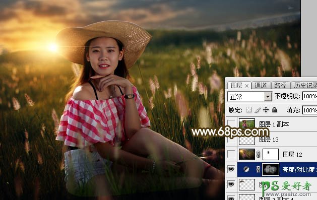 PS调色教程：给草原上自拍的未成年少女图片调出唯美的晨曦阳光色