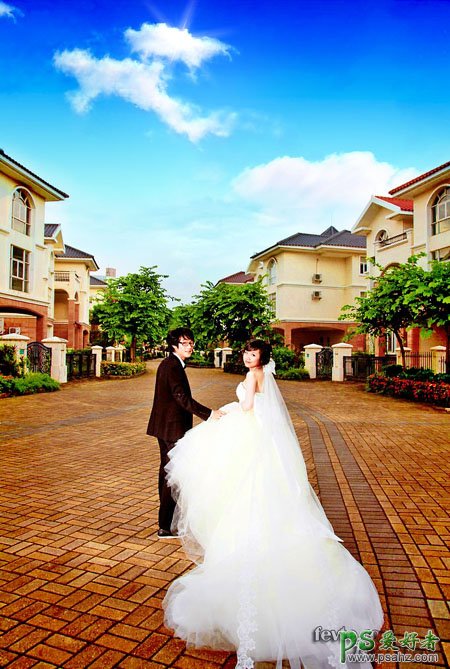 photoshop给外景婚片调出鲜艳的蓝色天空