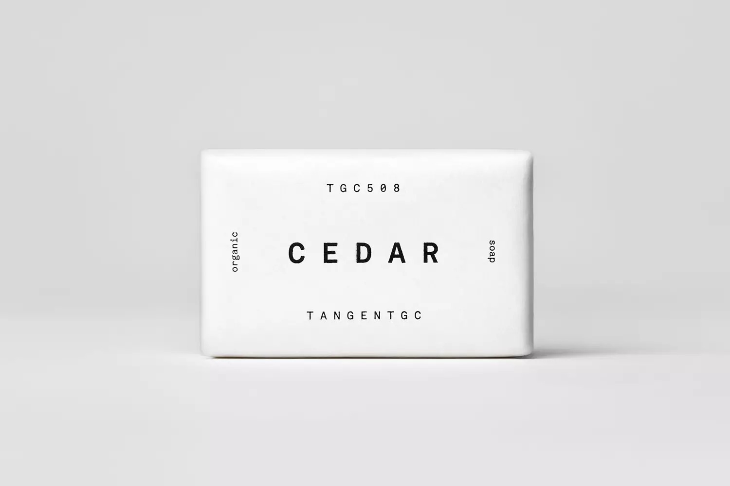 简约黑白风格香皂盒包装设计，Tangent GC香皂包装设计欣赏。