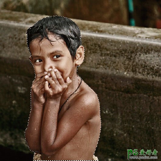 PS人像后期教程：给可爱的印度小男孩子照片制作出低饱和HDR效果