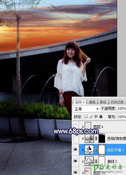 Photoshop给高架桥下拍摄的都市美女时尚照片调出暖色晨曦效果