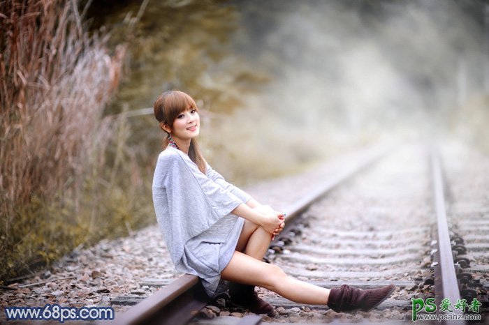 PS美女后期调色教程：给铁路上的清纯女孩照片调出唯美的中性黄褐