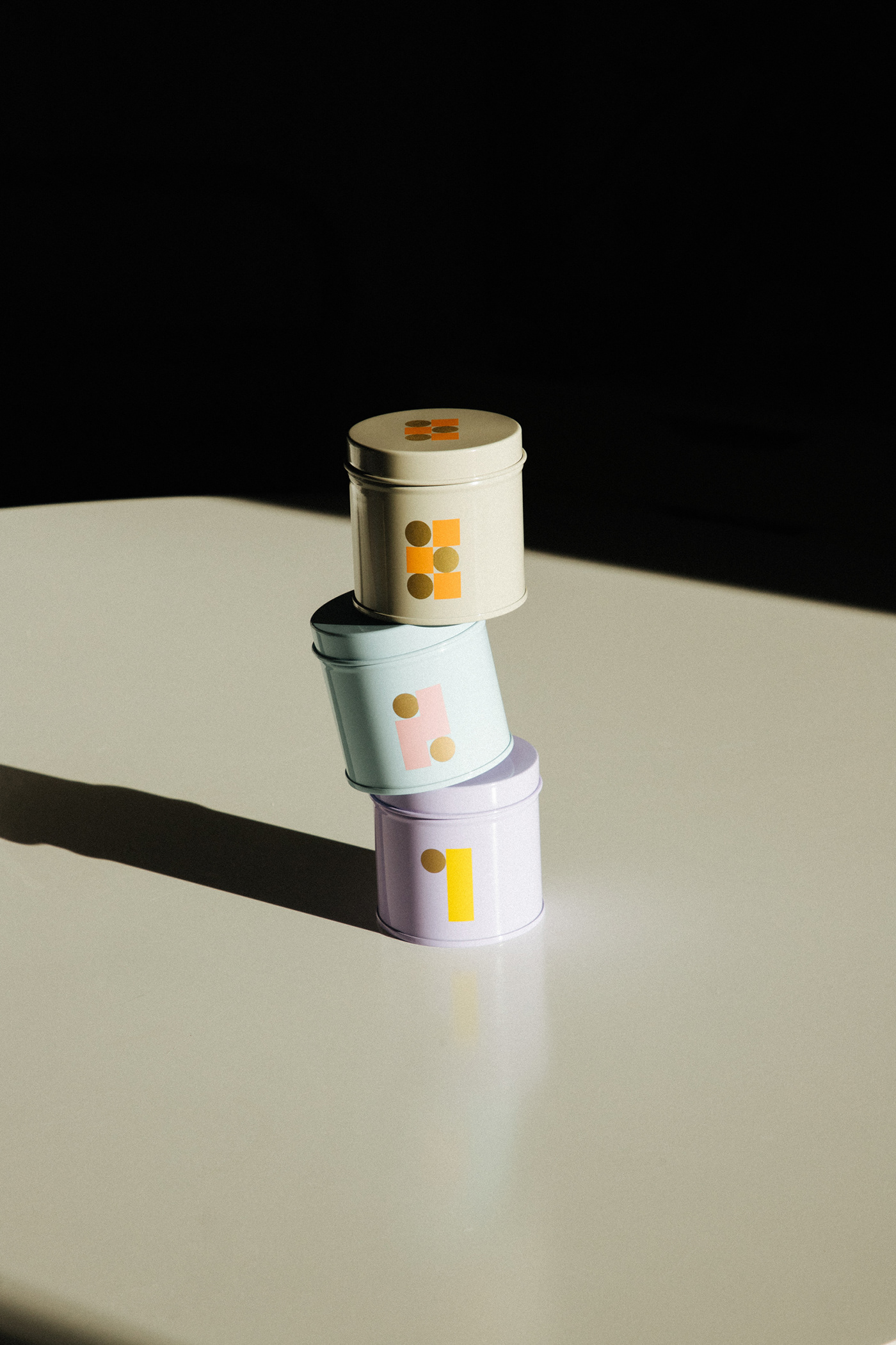 全新的视觉体验茶叶产品包装设计作品，Tres茶叶包装设计。