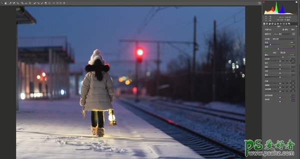 PS照片后期教程：学习制作电影感的雪景人像照片，雪天电影感照片