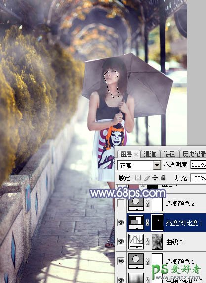 Photoshop给街景自拍的性感美女唯美意境图片调出浓厚的秋季色彩