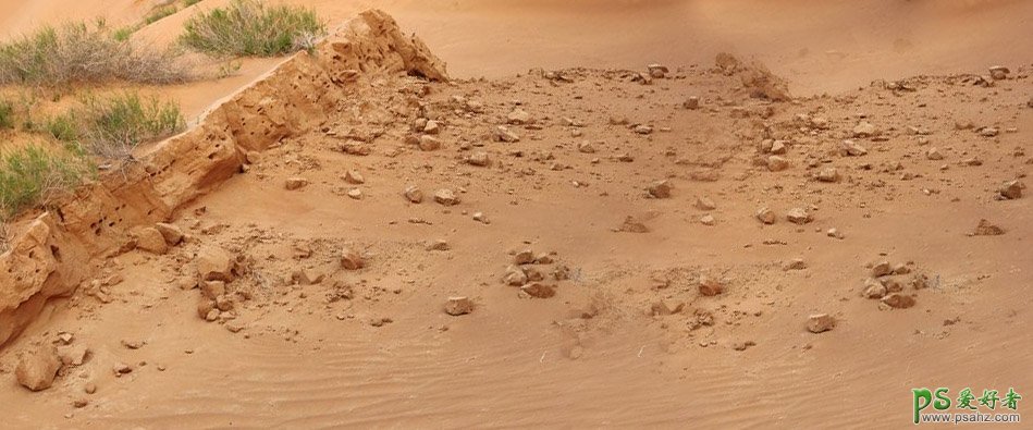 PS照片合成教程：打造从水杯中流出的沙漠效果图，画面非常逼真。