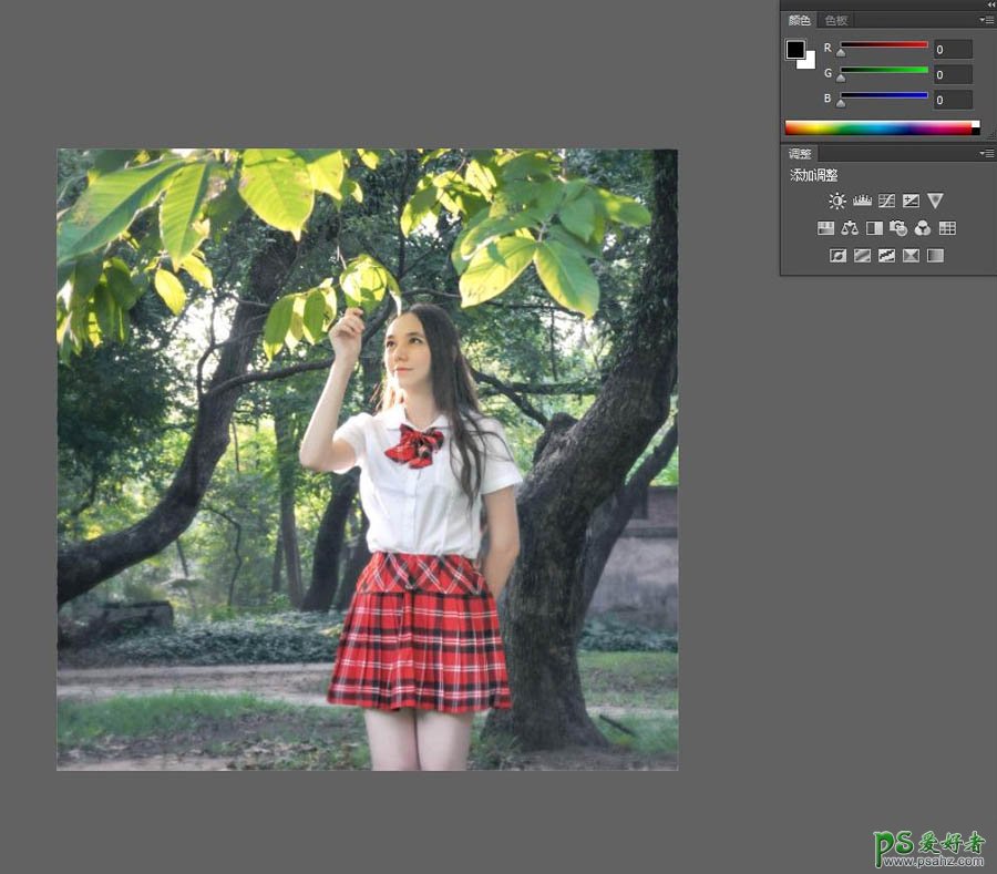 PS摄影后期教程：给树荫下拍摄的美女姐姐照片修出清晰的效果