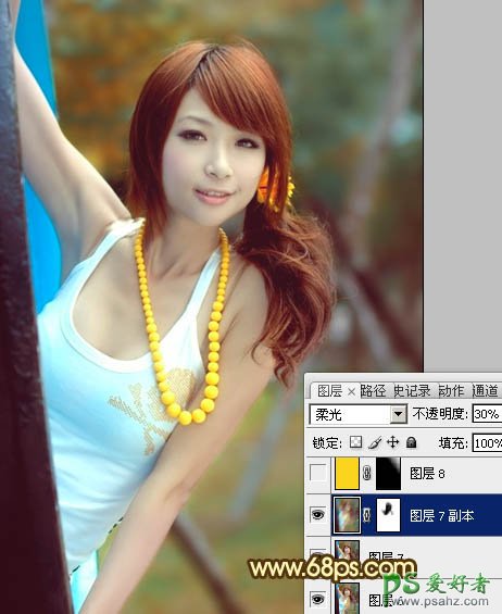 photoshop调出甜美的青黄色性感MM公园生活写真图片