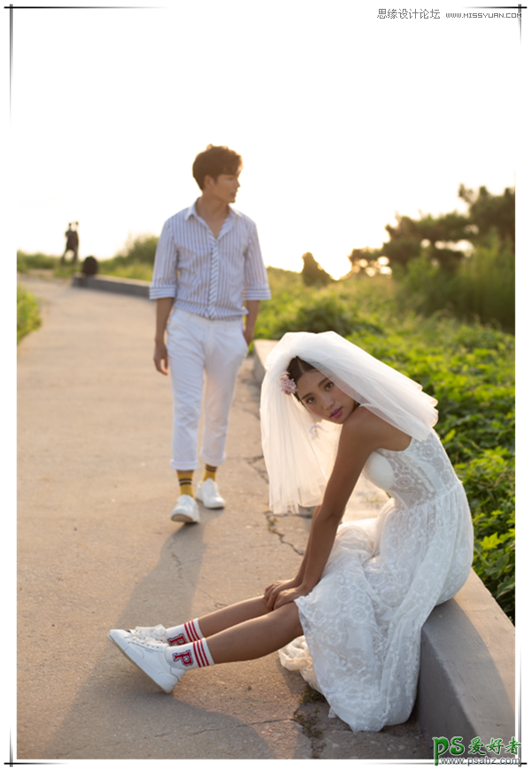 PS婚片修图教程：给当下流行的旅拍婚纱照修出唯美鲜亮的效果。